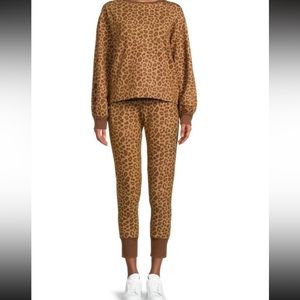 Cheetah print sweatsuit